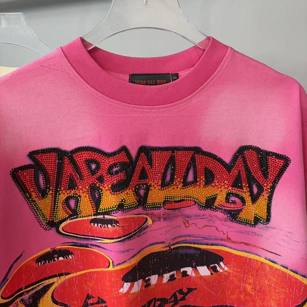Vare All Day UFO Graphic Tee | Pink  Washed